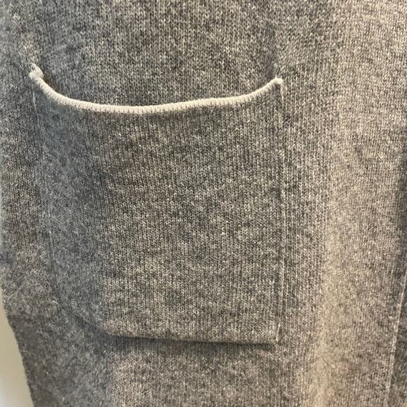 Rare A.IDA L Wool Blend Sweater Vest | Gray Knit Italy Made Toggle Closure, $178 - Picture 9 of 10